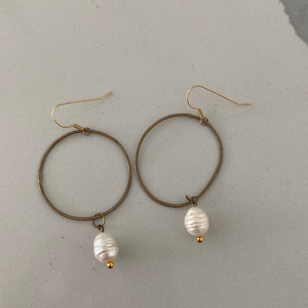 Gold hoop pearl drop earrings